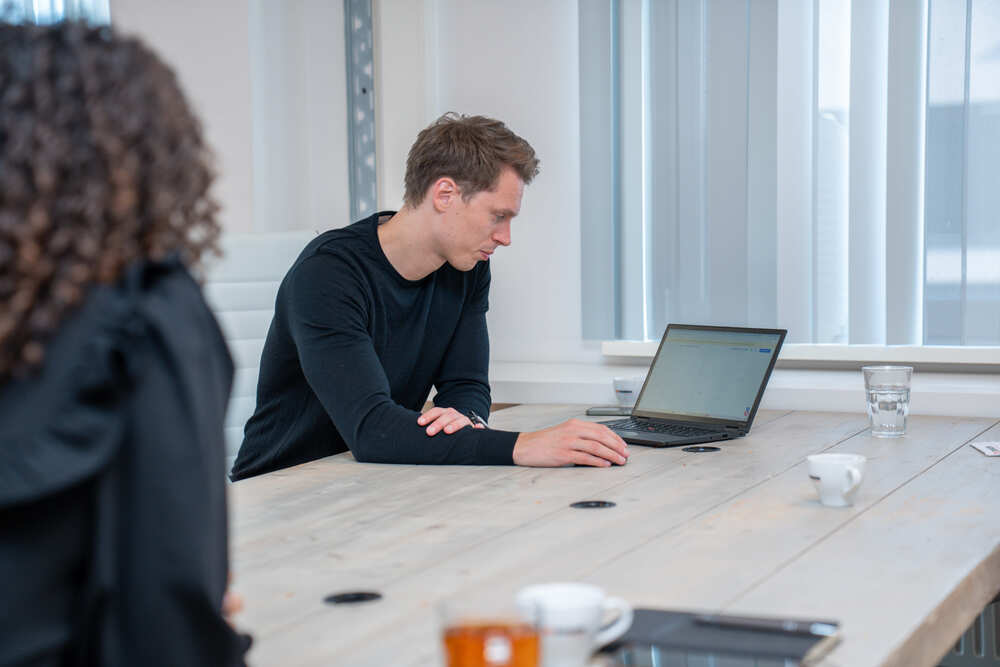 wat gebeurt er als je een claud website zelf blijft aanpassen